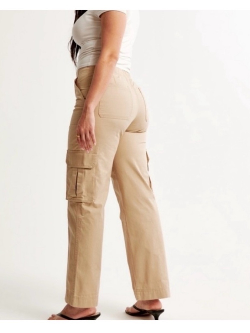 Abercrombie & Fitch Women's Straight Leg Cargo Pants in Beige